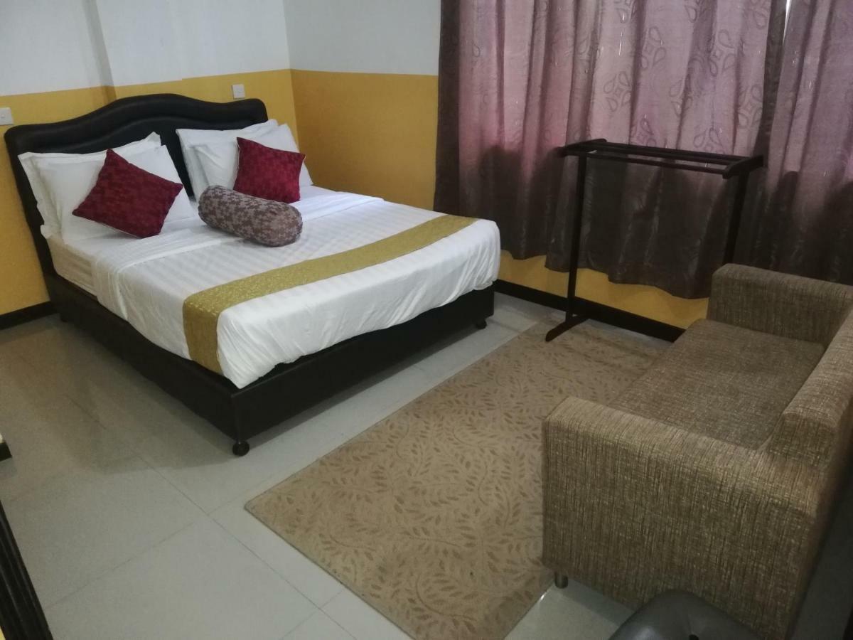 Beach Arena Inn Hulhumale Bagian luar foto