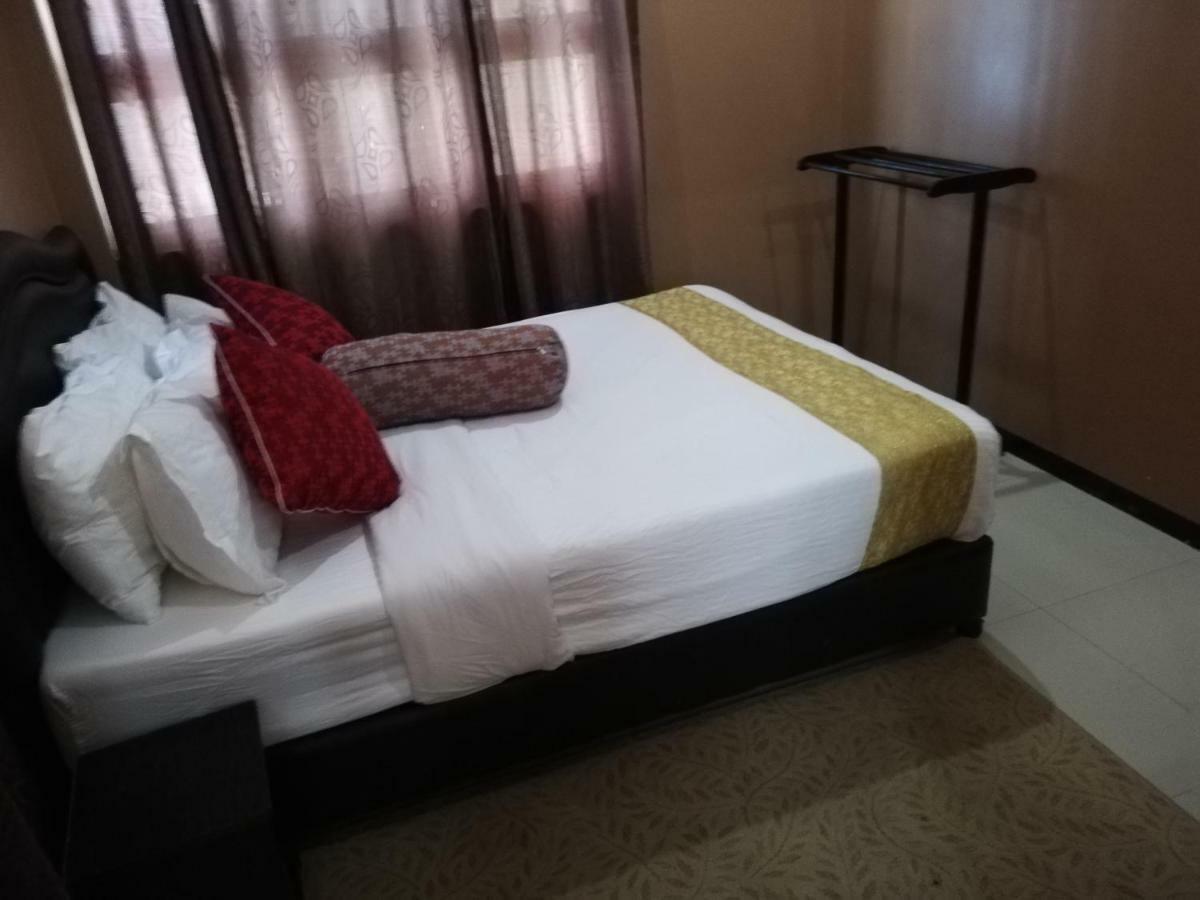 Beach Arena Inn Hulhumale Bagian luar foto