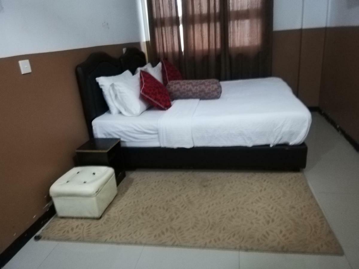 Beach Arena Inn Hulhumale Bagian luar foto
